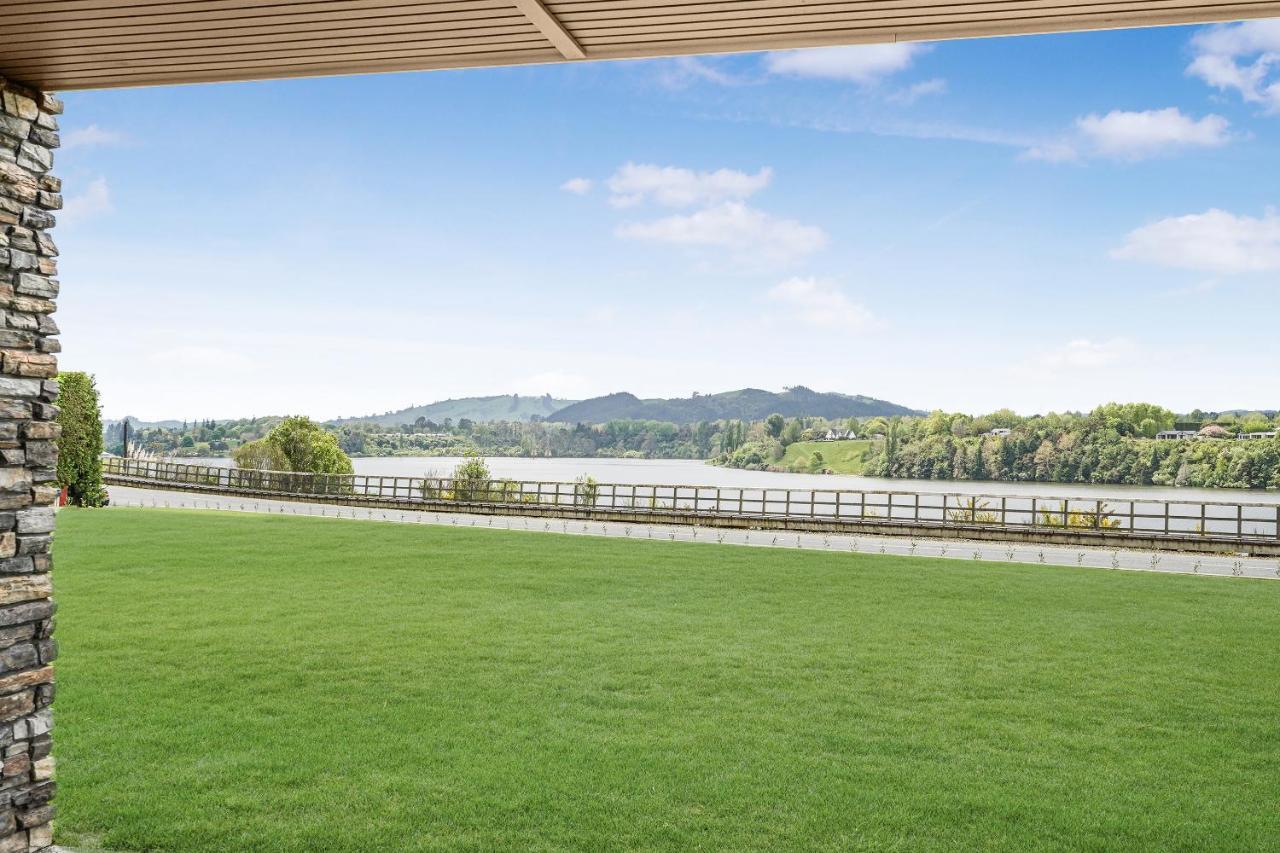 Lakeside Karapiro Downstairs Apartment Кембридж Экстерьер фото