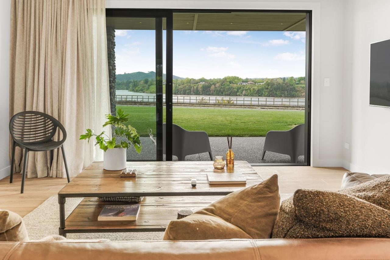 Lakeside Karapiro Downstairs Apartment Кембридж Экстерьер фото